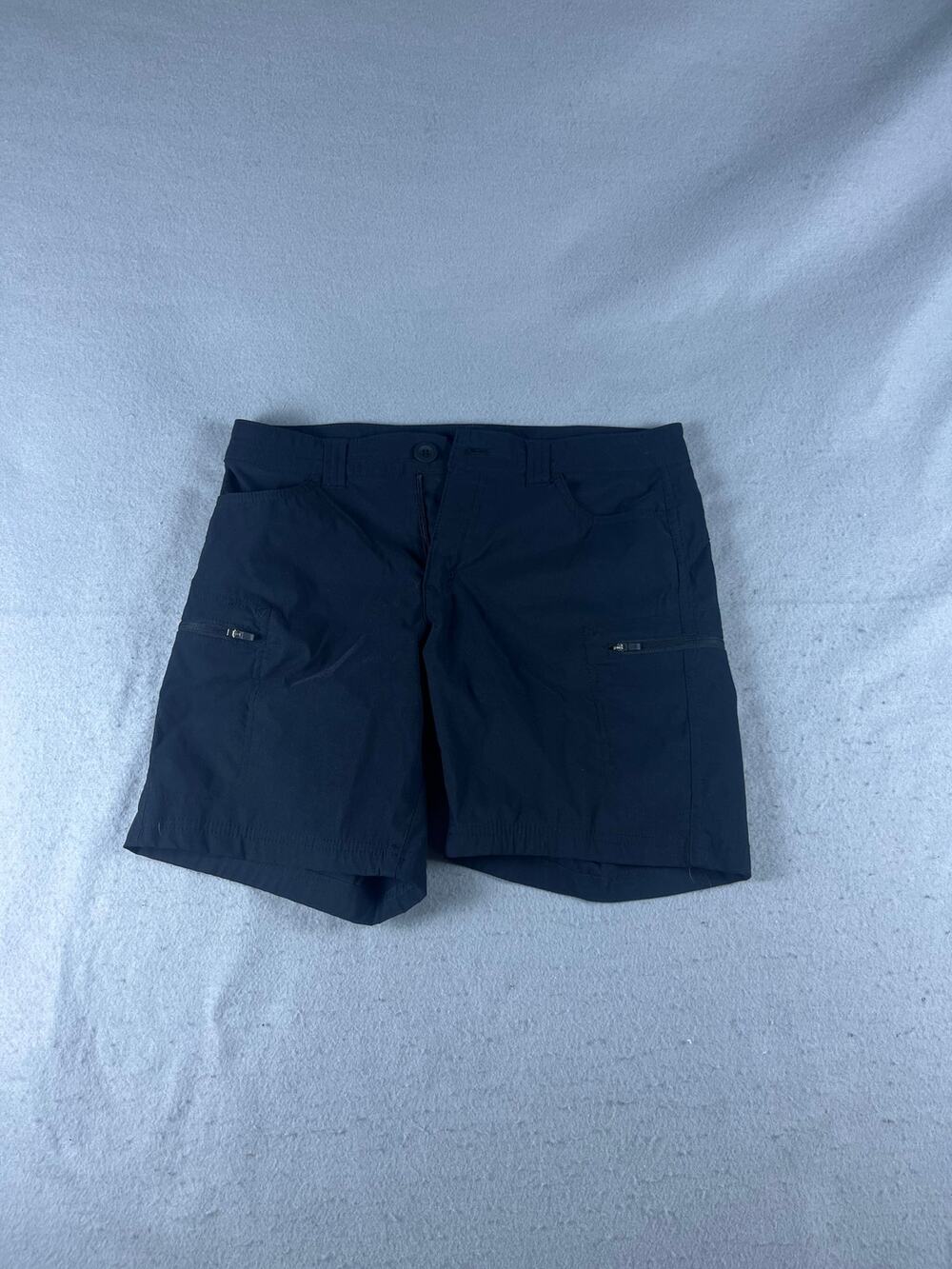 Eddie Bauer Cargo Shorts Womens 4 Blue Flat Front Utility Pockets Hiking Sports